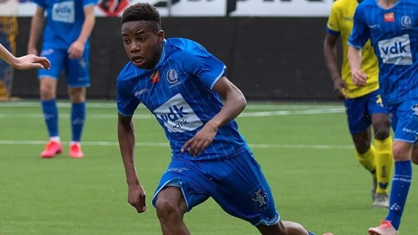 Stanis Idumbo Muzambo, KAA Gent 