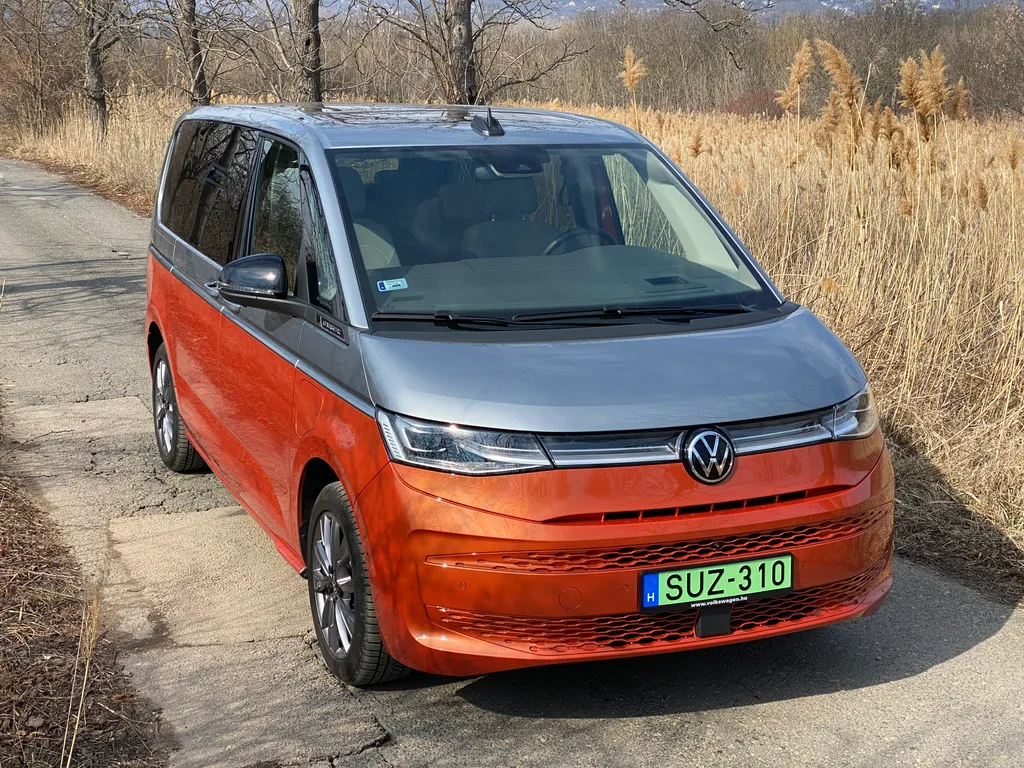 Volkswagen T7 Multivan 1.4 e-TSI teszt (2022) 