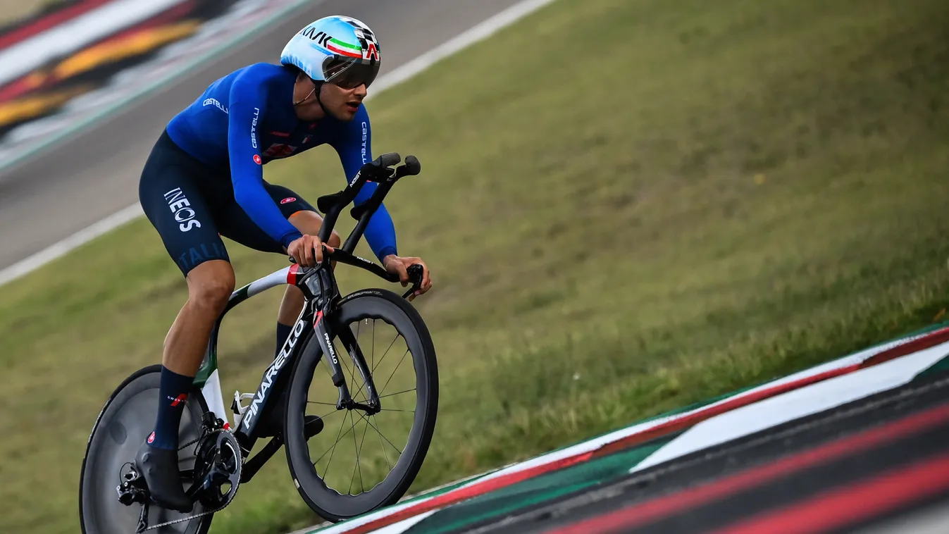Filippo Ganna kerékpár Imola 