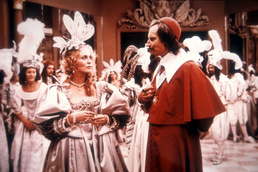 The Three Musketeers Cinema cardinal de Richelieu Milady HORIZONTAL 