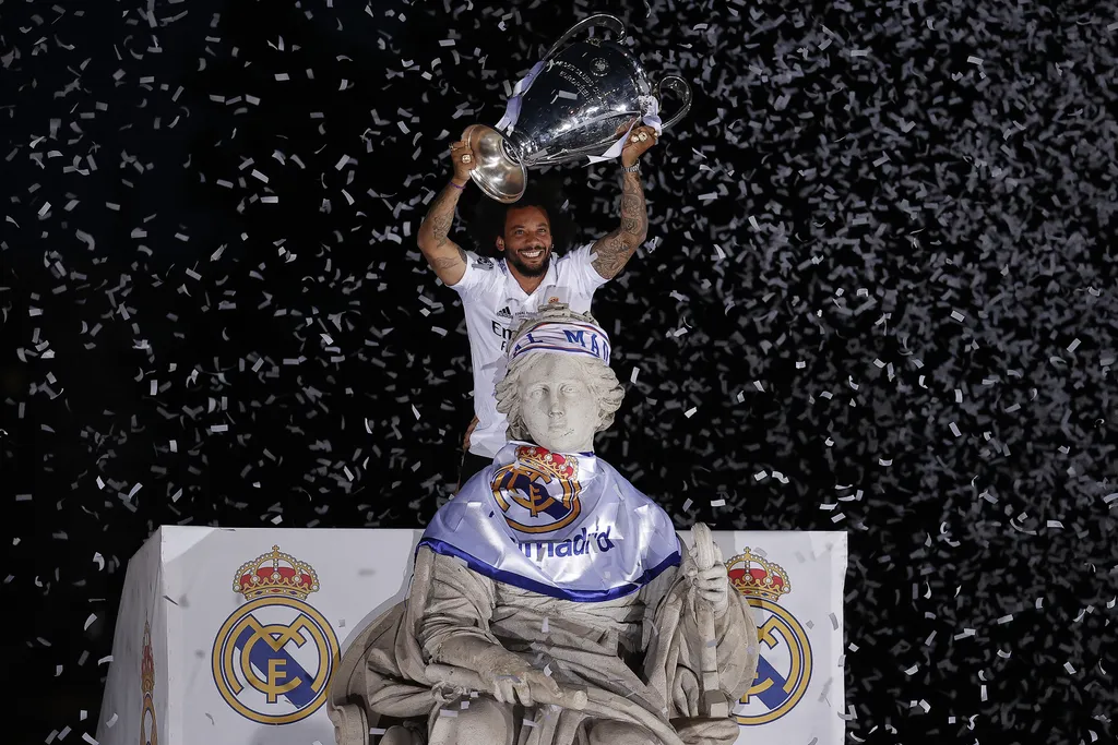 Real Madrid fans celebrate 14th Champions League win​​​​​​​ 2022,Madrid,Real Madrid,Spain Horizontal 