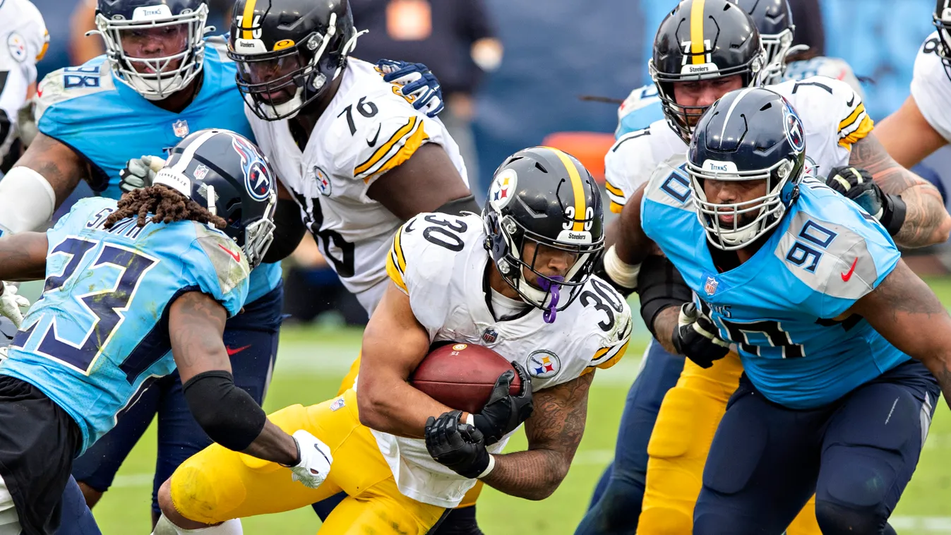 Pittsburgh Steelers v Tennessee Titans GettyImageRank2 Color Image HORIZONTAL nfl pittsburgh tennessee SPORT FOOTBALL steelers titans pro AMERICAN FOOTBALL 