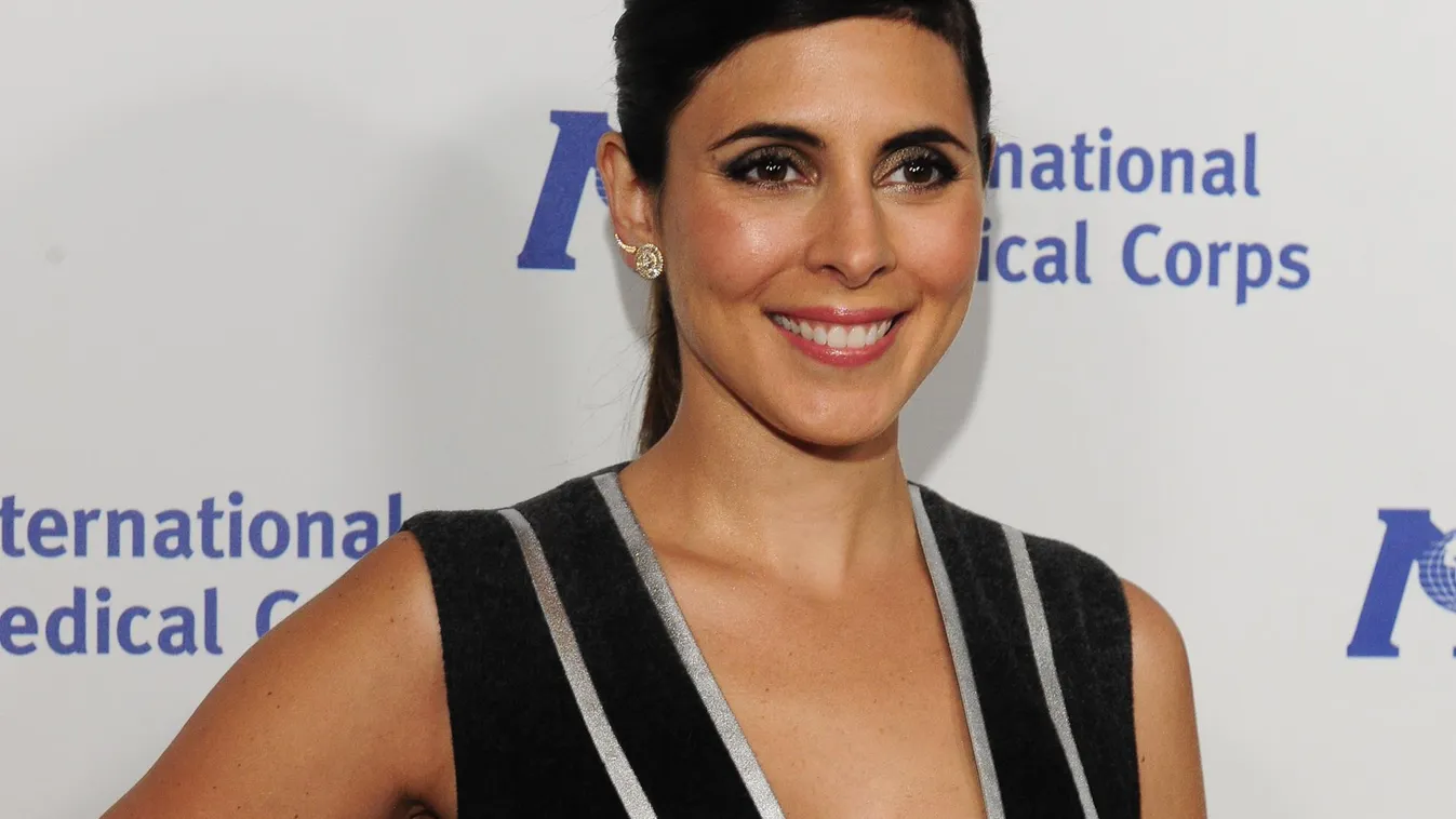NYLON Celebrates The International Medical Corps Annual Awards GettyImageRank3 People VERTICAL USA California Beverly Hills One Person Award Four Seasons Hotel Jamie-Lynn Sigler Arts Culture and Entertainment Attending Regent Beverly Wilshire Hotel Annual