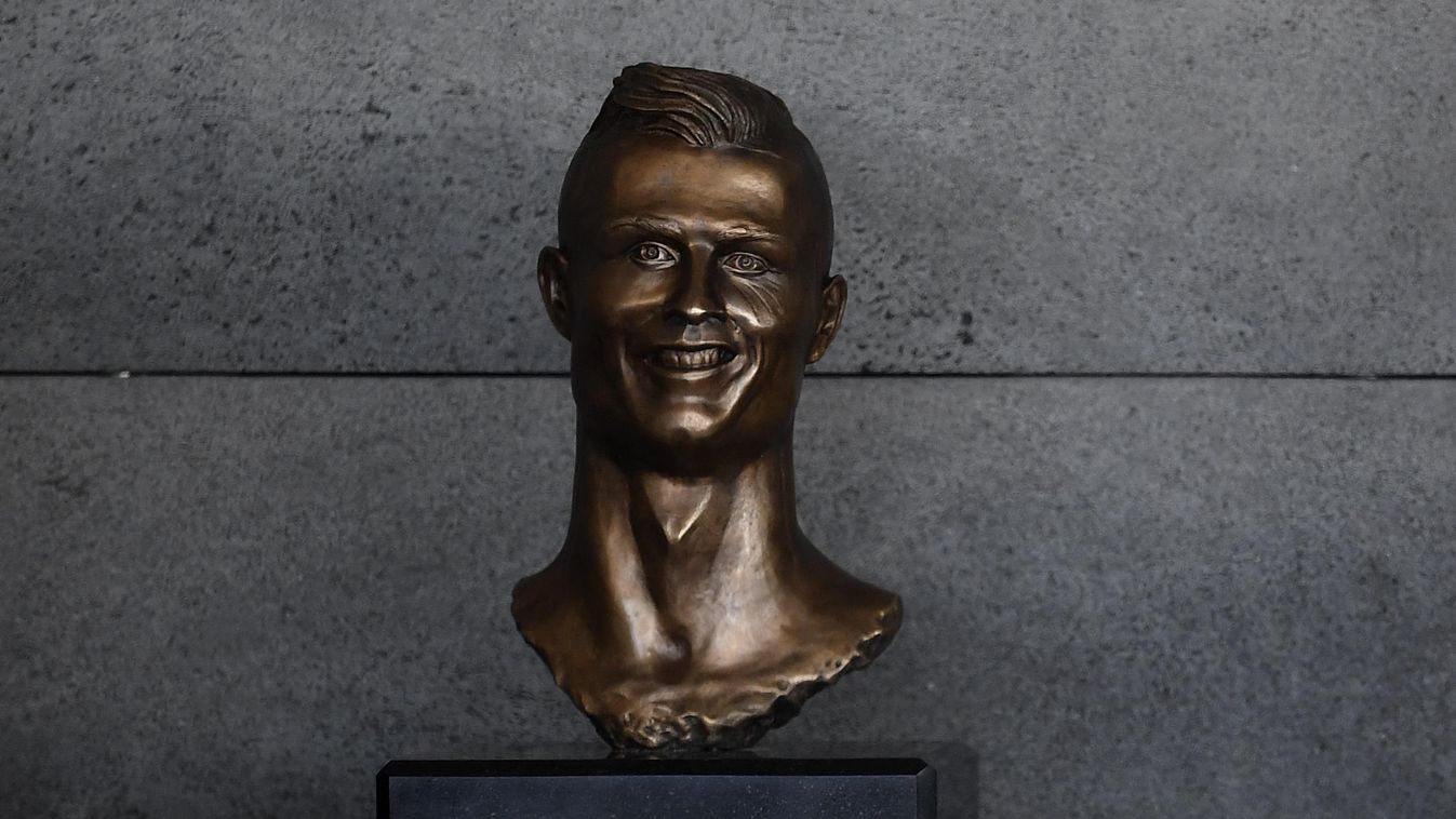 Cristiano Ronaldo, szobor, Madeira 