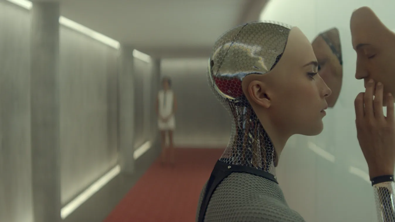 Ex Machina Cinema science fiction scientific artificial intelligence experiment ROBOT humanoid SQUARE FORMAT 