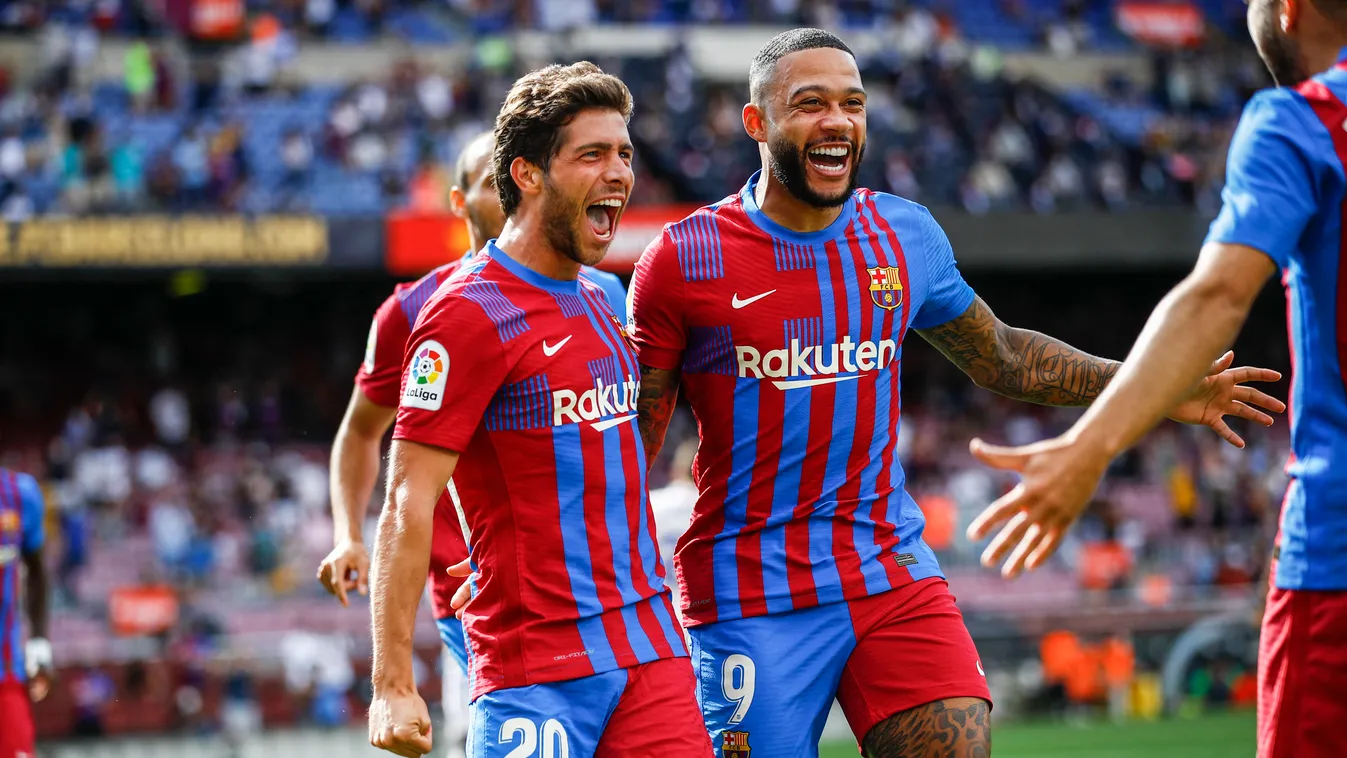 FC Barcelona V Getafe CF - La Liga Santander fc barcelona barcelona getafe la liga la liga santander camp nou 2021 Two People Sergi Roberto Memphis Depay La Liga Santader match Camp Nou Stadium Getafe CF Xavier Bonilla August Horizontal FOOTBALL SPORT THR