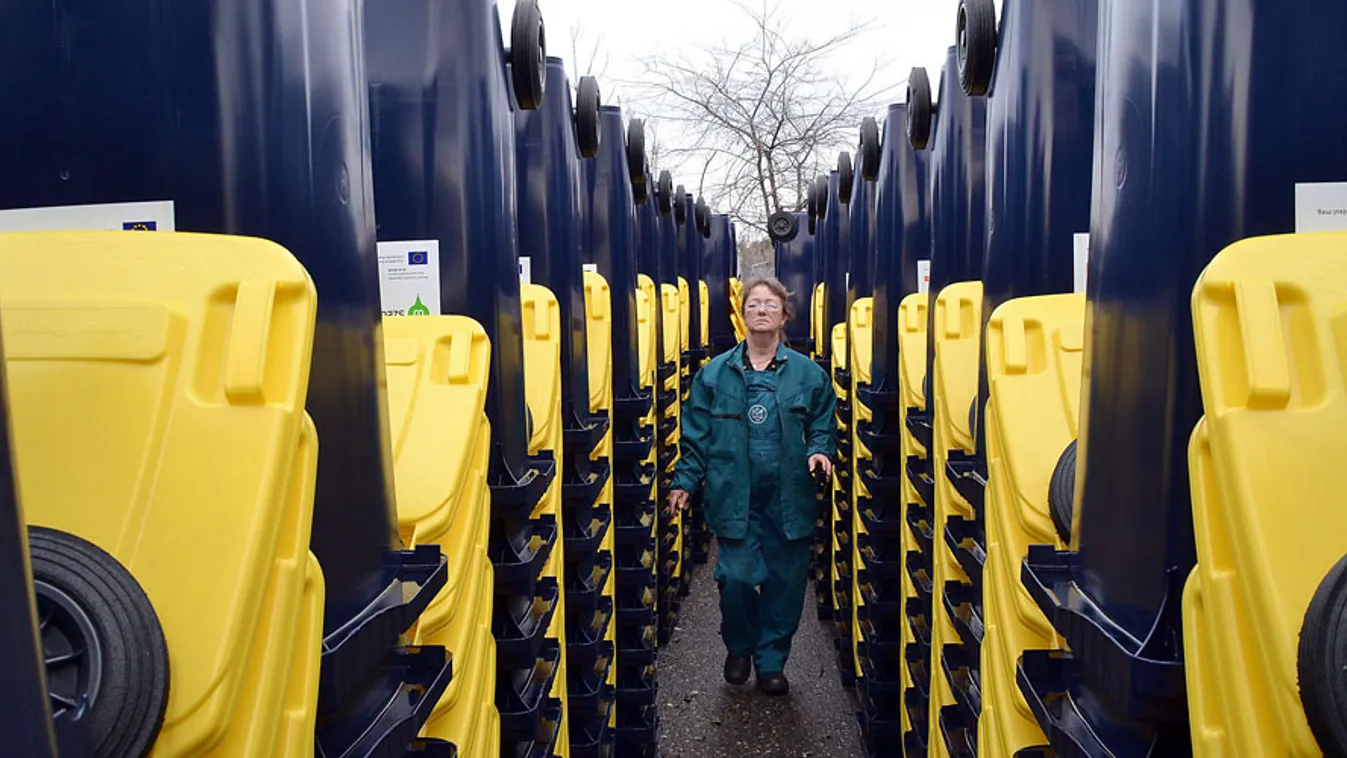 A Fővárosi Közterület-fenntartó Zrt. márciusban megkezdte a szelektív hulladékgyűjtő edények kihelyezését Budapesten