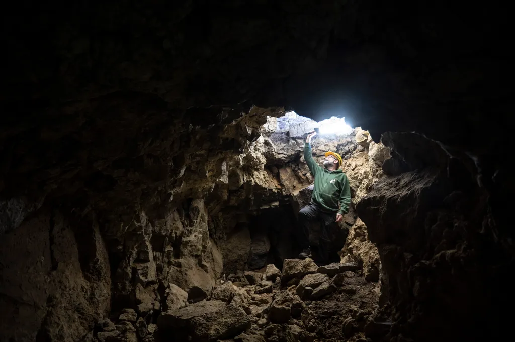 Ismeretlen barlangra bukkantak Mátraverebély-Szentkúton, galéria, 2021 