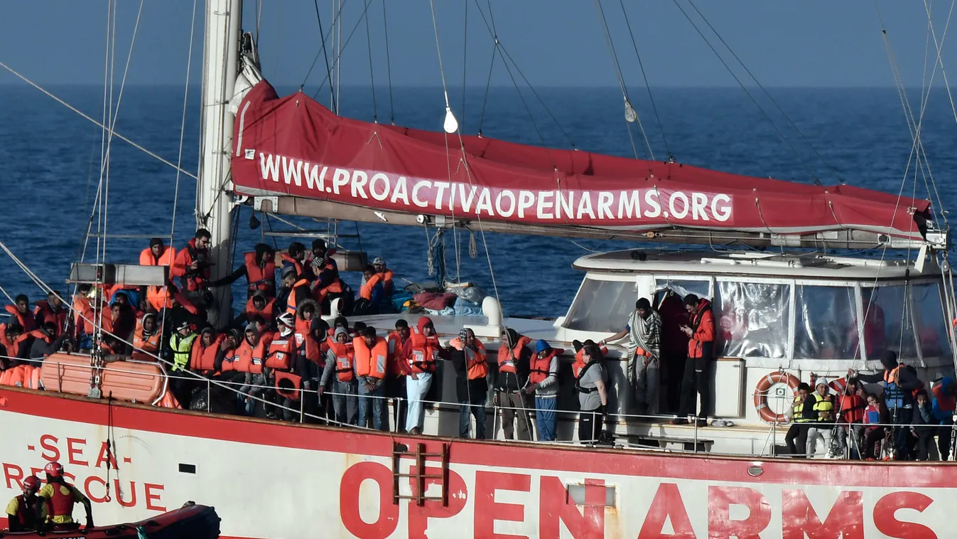 Proactiva Open Arms hajó, menekültek 