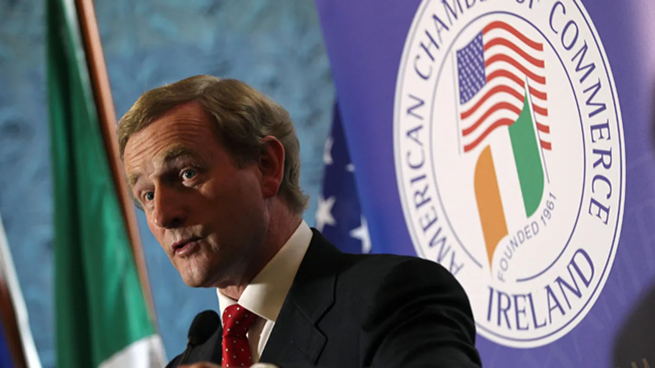 Írország, népszavazás, Enda Kenny miniszterelnök az igen mellett kampányolt