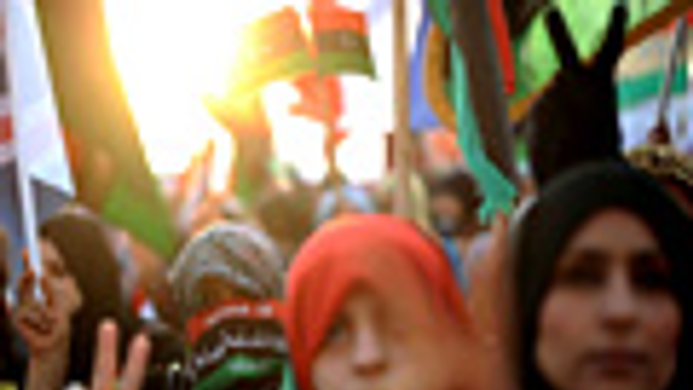 Női kvóta a líbiai választáson, tüntető líbiai nők, Bengázi, 2011 május