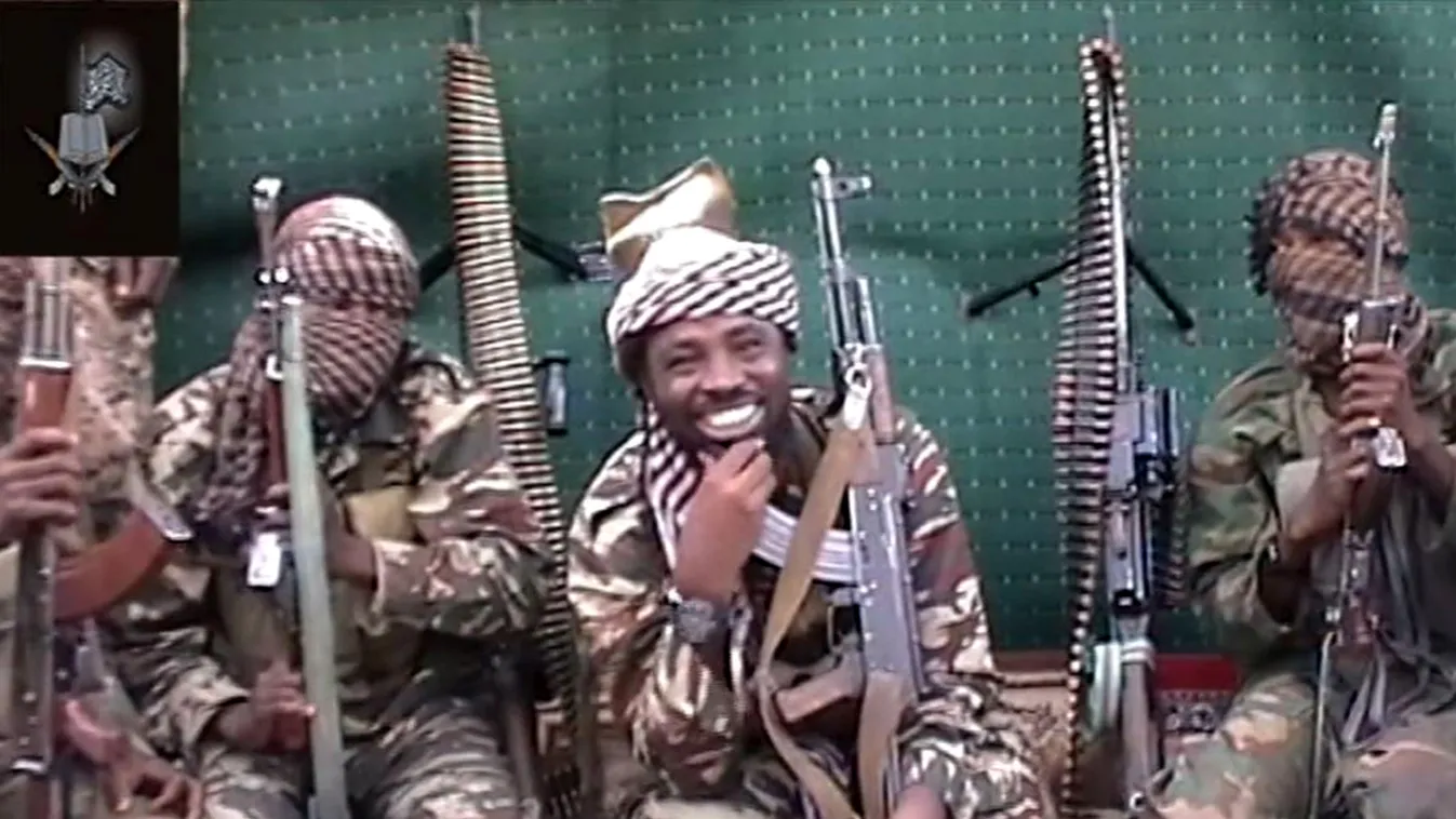 Abubakr Shekau a Boko Haram terrorista szervezet vezetője, elrabolt diáklányok, 2013 