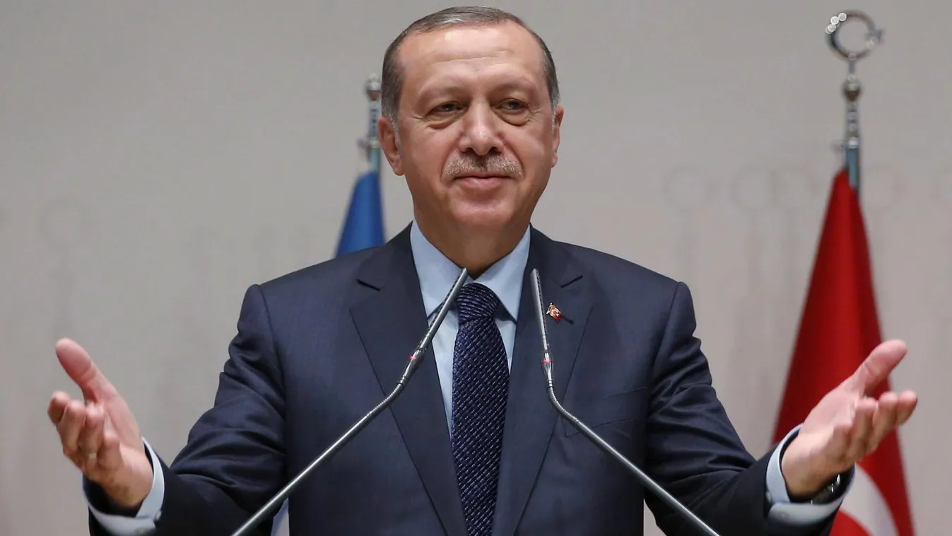 Erdogan visszatérése az AKP-be 