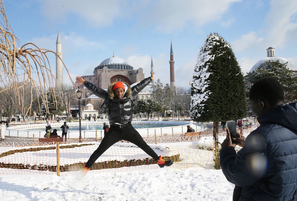 Havazás Törökországban  2022.01. 
 Snowfall in Istanbul cold,istanbul,snowfall,winter,turkey Horizontal 