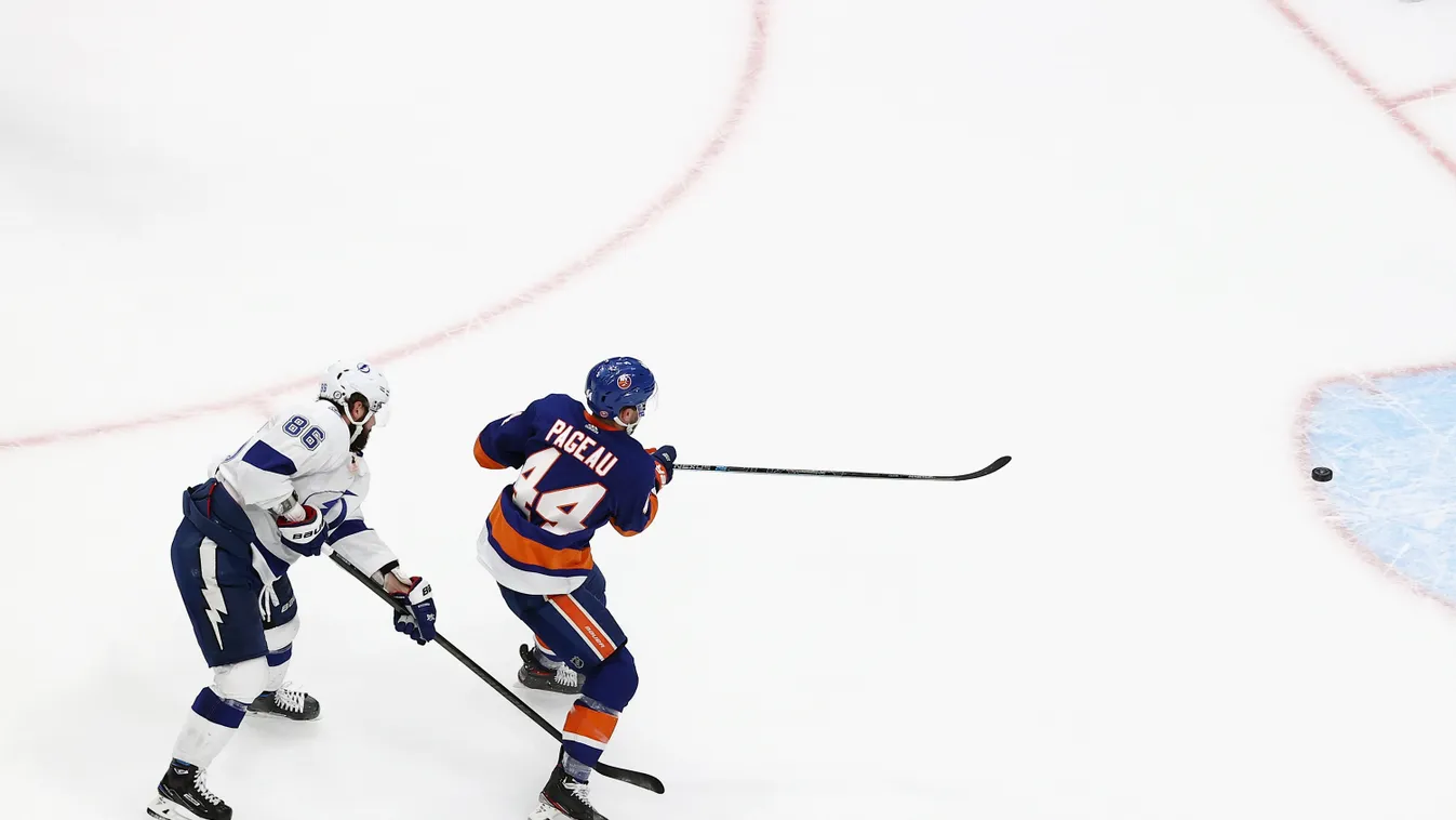 Tampa Bay Lightning v New York Islanders - Game Three SPORT ICE HOCKEY national hockey league 