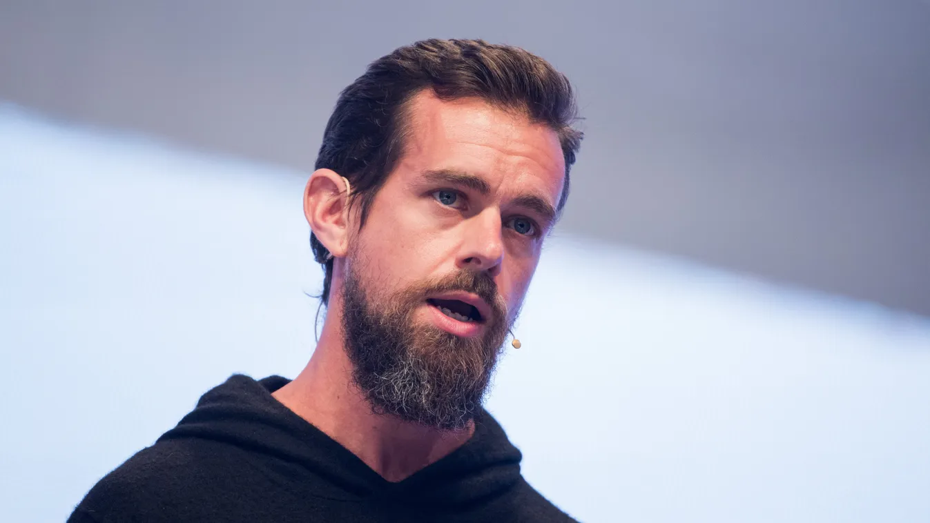 Jack Dorsey, CEO of Twitter is pictured at the digital fair dmexco in Cologne, Germany, 13 September 2017. Photo: Rolf Vennenbernd/dpa
Ennyit keresnek a leggazdagabbak – galéria 