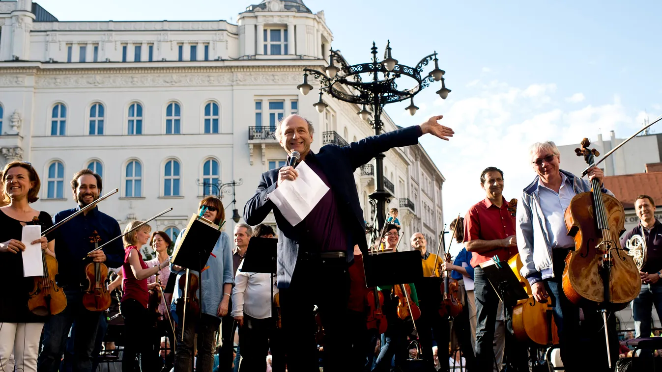 fesztivál zenekar flashmob fischer iván 