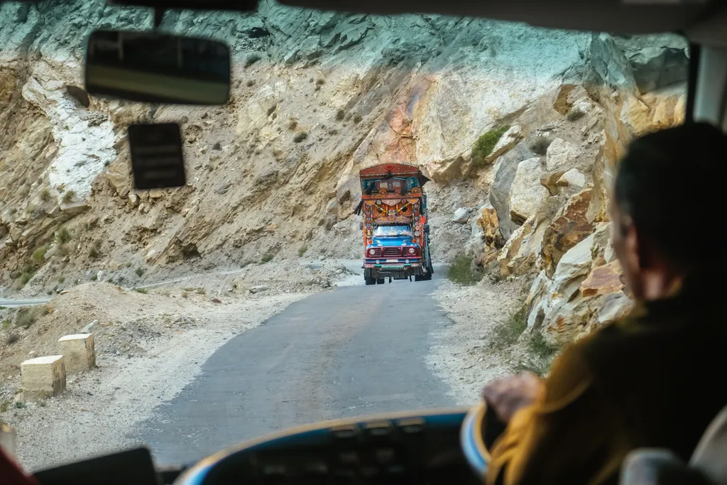 Pakisztán, Karakoram, Karakoram-hágó, hágó, átkelő, út, utak, útvonal, veszélyes, autós, autó 