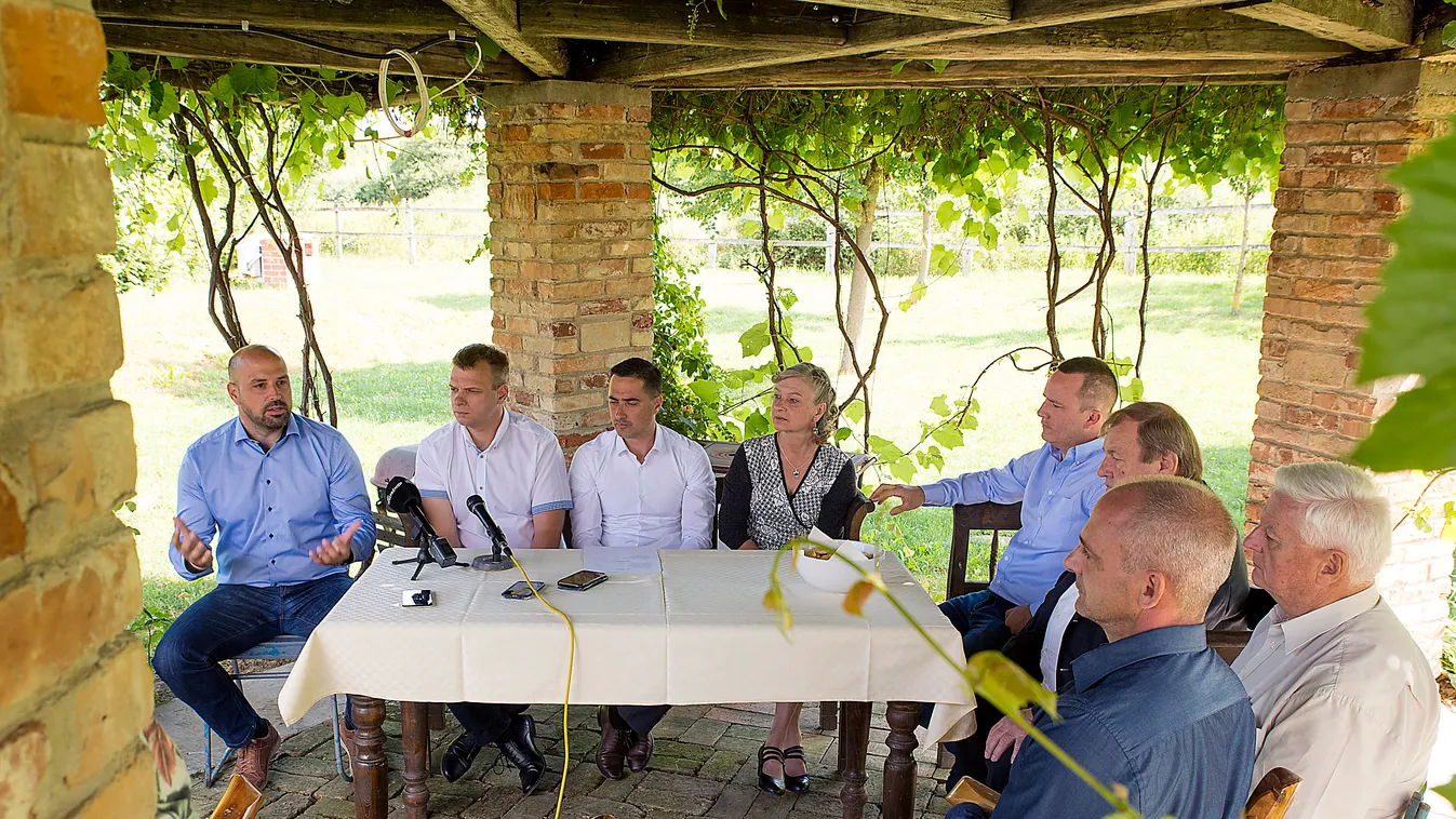 KÖBLI Miklós; TÁBORI Ferenc; JÁNSZKY Lajos László; OVÁDI Péter; STRAUB Dávid; SÖVÉNYHÁZI Balázs; STEIGERVALD Zsolt 