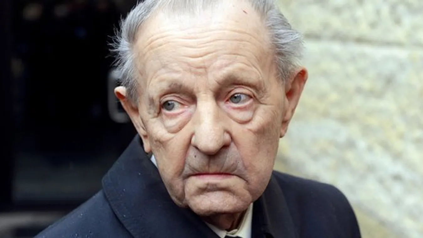Milos Jakes, Csehszlovákia, Kommunista Párt, pártfőtitkár 