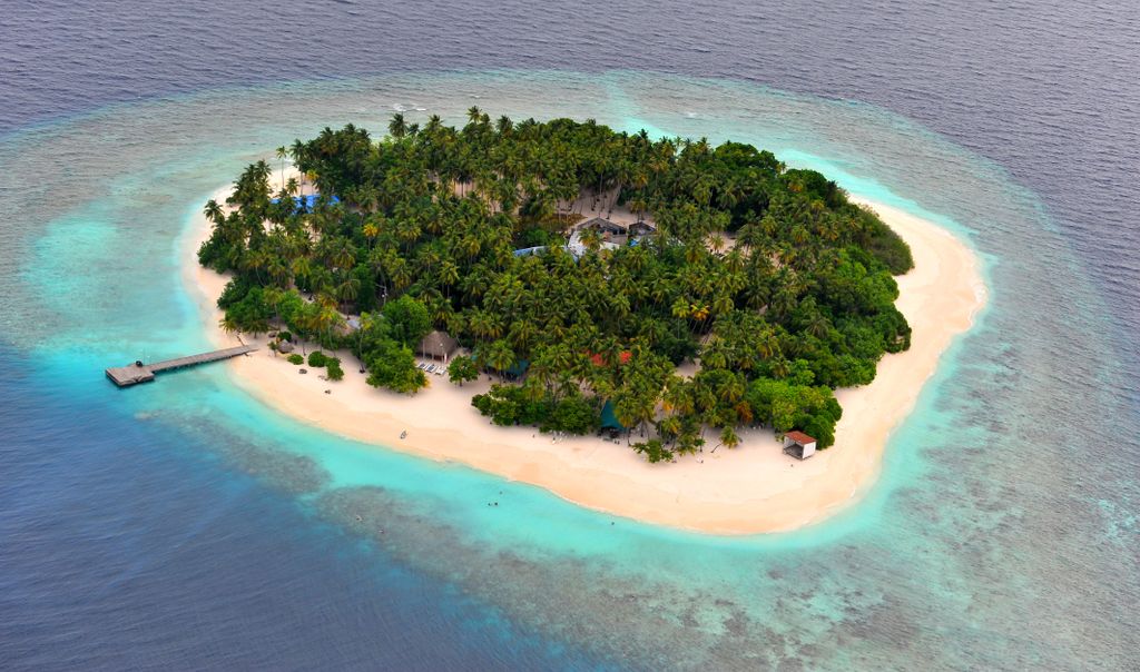 Maldives,Resort private,bright,turquoise,sea,wave,atoll,seascape,geographic,trip
10. Hire A Private Island

A világ legdrágább élményei - fotók 