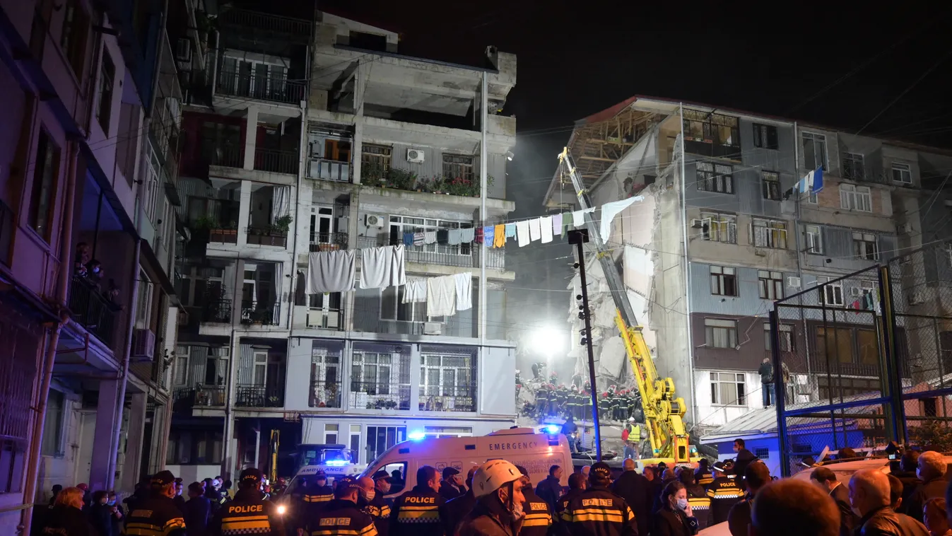 Georgia Building Collapse debris worker partial site Horizontal 