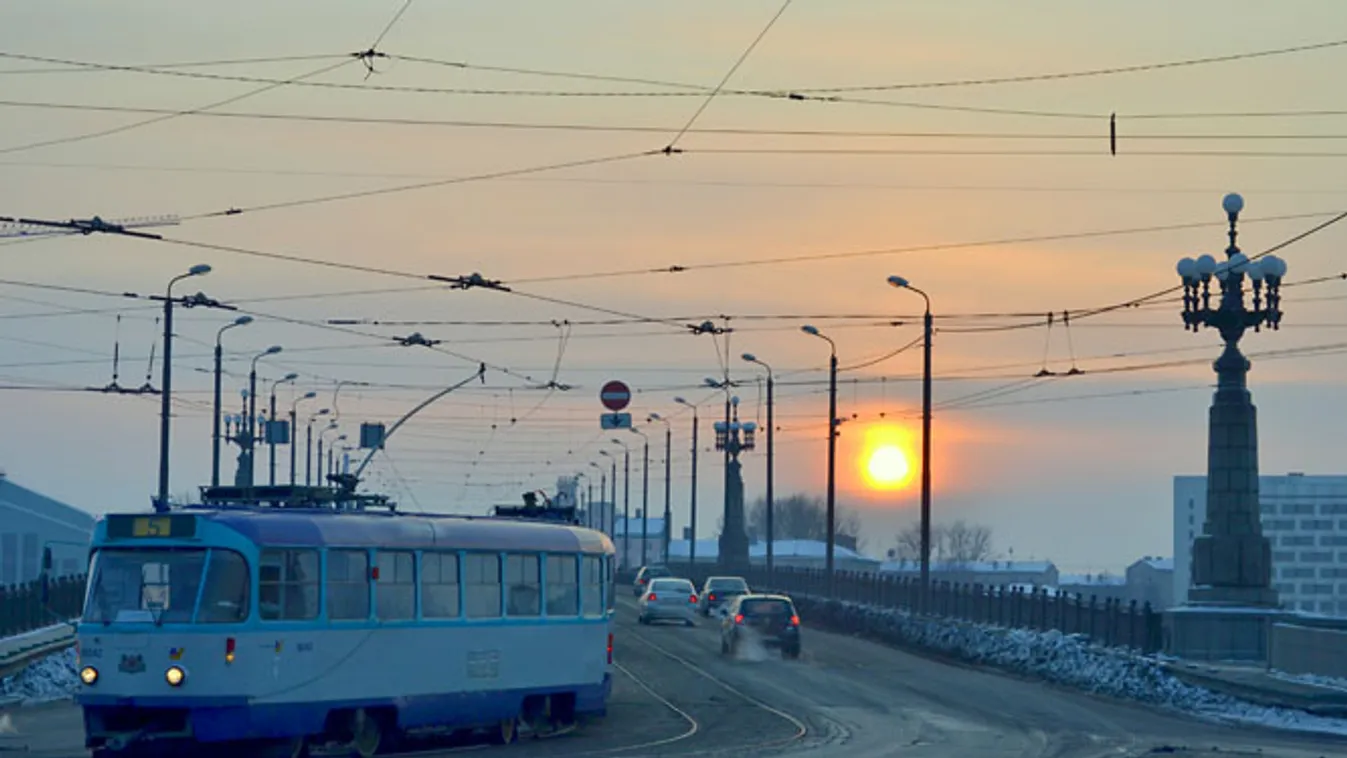 EET időzóna, téli időszámítás, naplemente, riga, Naplemente Riga belvárosában 2008 telén. 