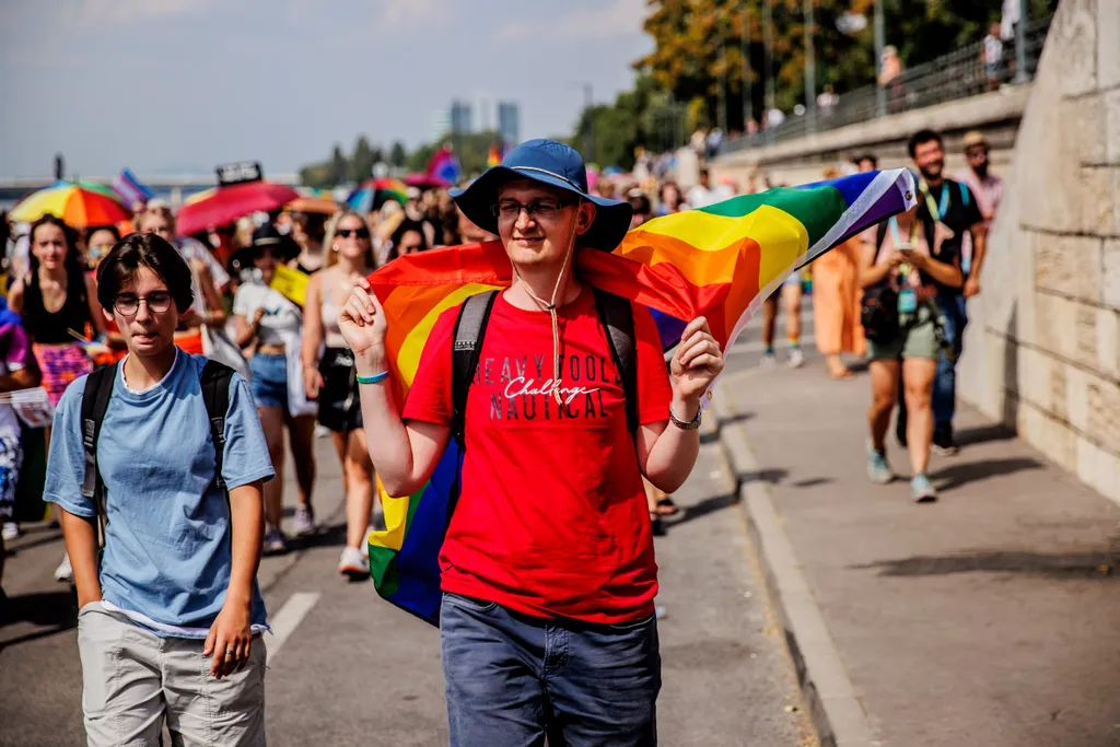 27. Budapest Pride , Pride 2022.07.23. melegfelvonulás, Budapest Pride, felvonulás, szivárvány, 