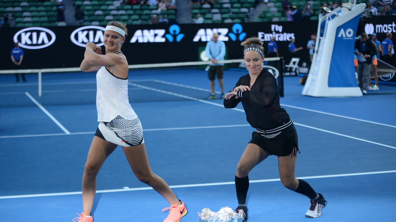 Australian Open 2017 AUSTRALIA FINAL 2017 champions TENNIS celebrate VICTORY Melbourne TROPHY DANCE racket 2017 Australian Open Women's Doubles Final match 