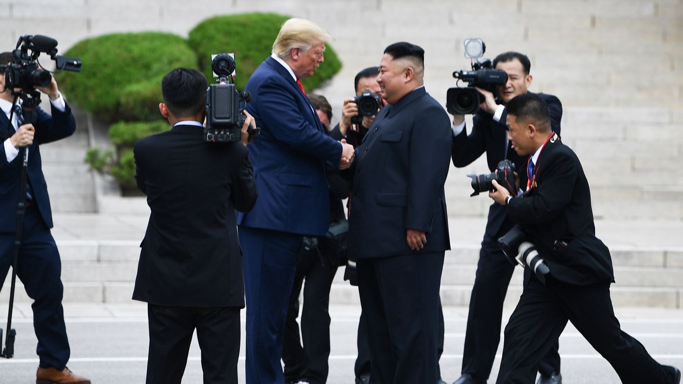 Donald Trump, Kim Dzsongun, Észak-Korea, Koreai-félsziget, demilitarizált övezet 