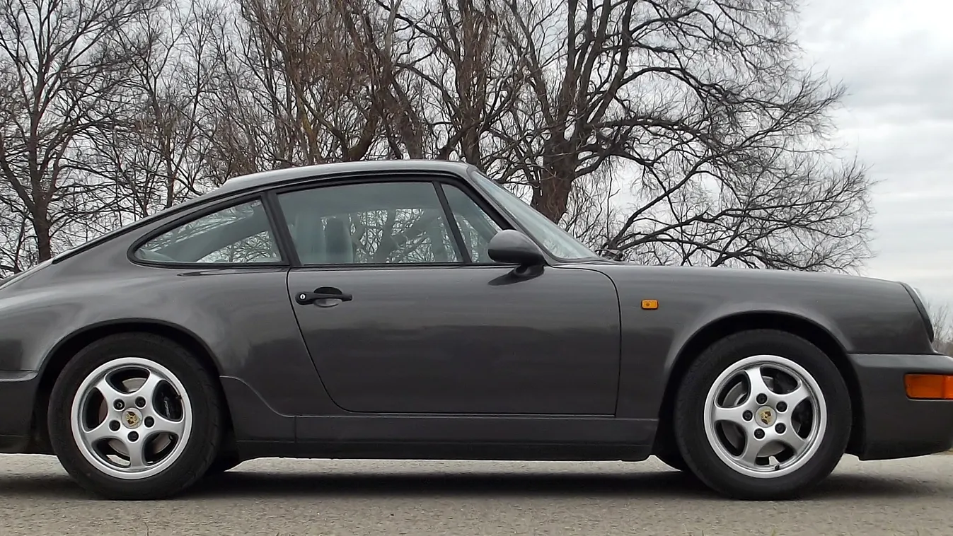 Porsche 911 Carrera 4  (1992) veteránteszt 