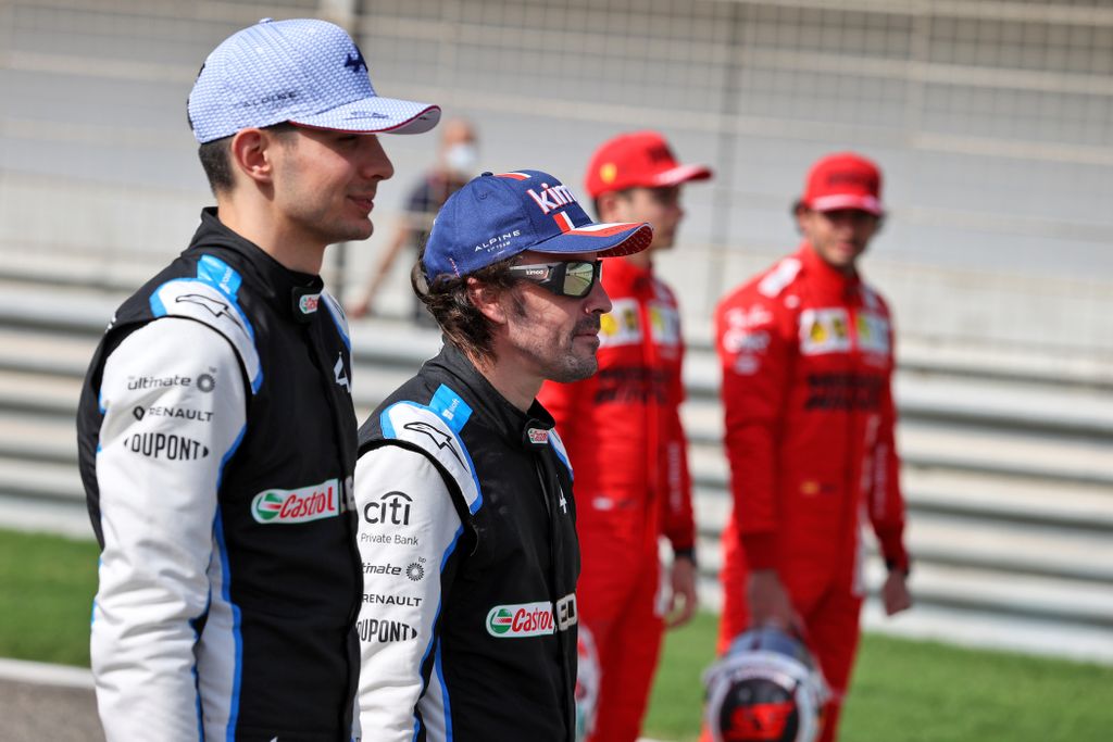 Forma-1, Esteban Ocon, Fernando Alonso, Alpine F1 Team, Bahrein teszt 1. nap 