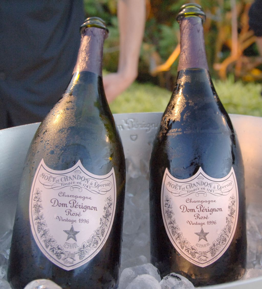 Top 10 legdrágább pezsgő a világon 2021-ben, 4. 1996 Dom Perignon Rose Gold Methuselah – $49,000 