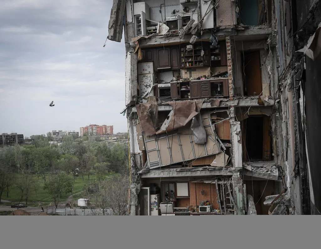 Ukrán válság 2022, orosz, ukrán, háború, Ukrajna, Mariupol, romok 