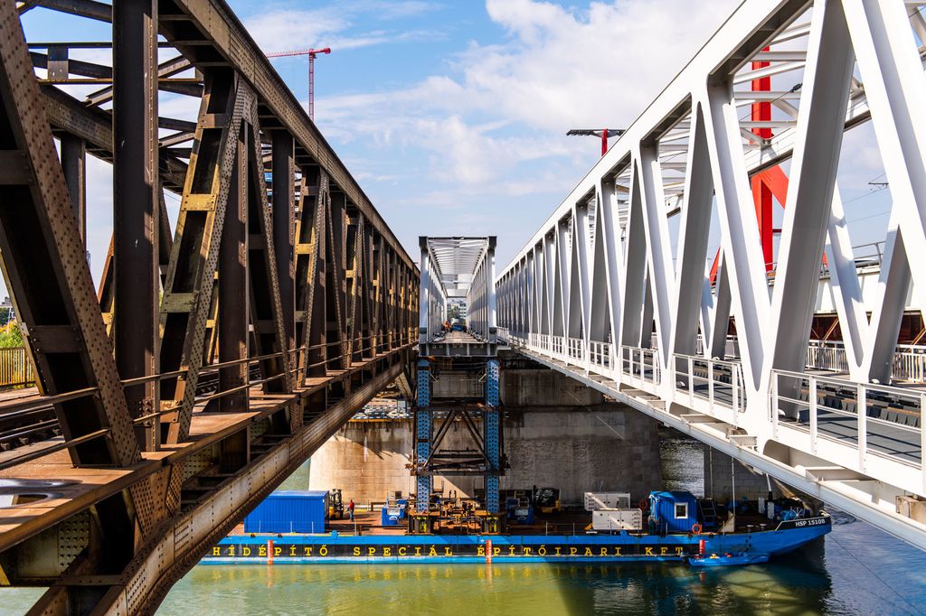 2021, Budapest, Duna, Aszfalt, DÖVH, NIF, déli, összekötő, híd, vasúti híd, hídfelújítás, hídépítés, vasút, vasútfejlesztés 