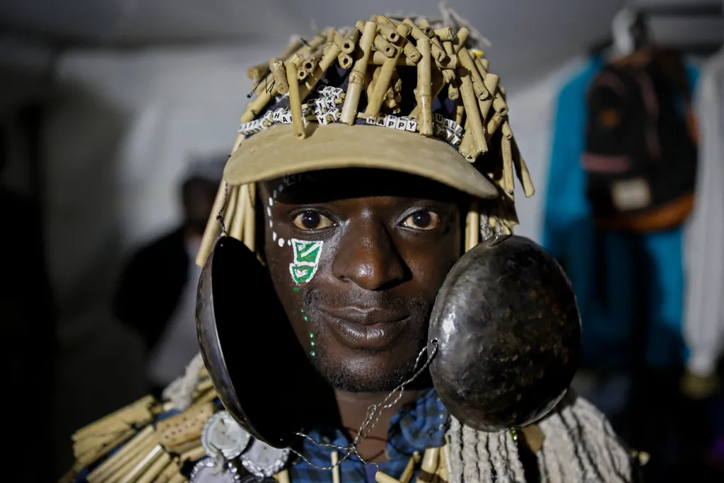 Kibera Fashion Week, divat, Kenya, bemutató, ruhák 