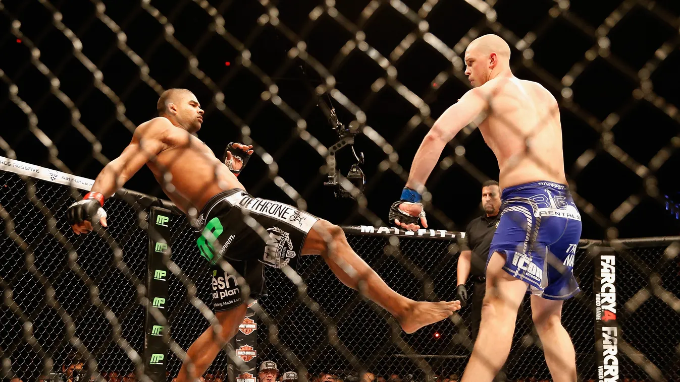 UFC Fight Night GettyImageRank2 EVENT SPORT HORIZONTAL Full Length Kicking USA Fighting Phoenix - Arizona MARTIAL ARTS US Airways Center Heavyweight Ultimate Fighting Championship Mixed Martial Arts AZ UFC Fight Night Stefan Struve Alistair Overeem Person