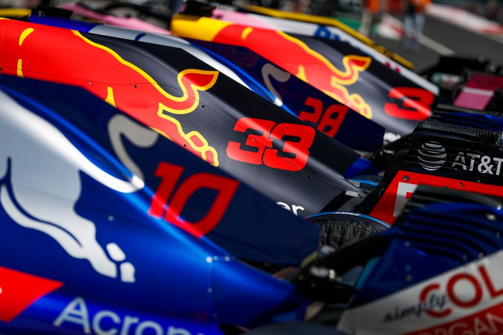 Előkészületek a Forma-1-es Magyar Nagydíjra, Toro Rosso, Red Bull részlet 