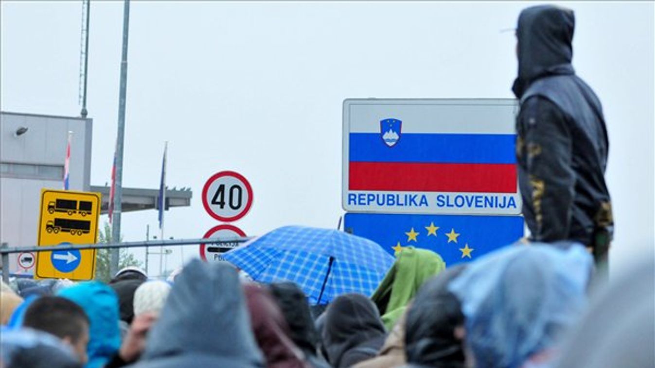 Menekültek horvát-szlovén határon 