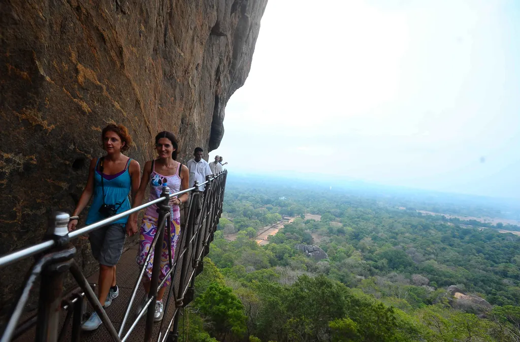Sigiriya, Szigirija, ősi, sziklavár, Srí Lanka, műemlék, vallás, UNESCO világörökség 
