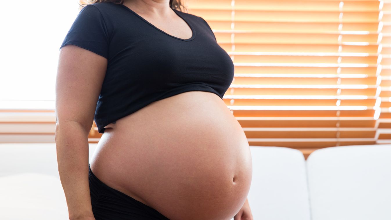 Hihetetlen! Elkötött petevezetéke és óriási túlsúlya ellenére is teherbe esett a nő terhesség 