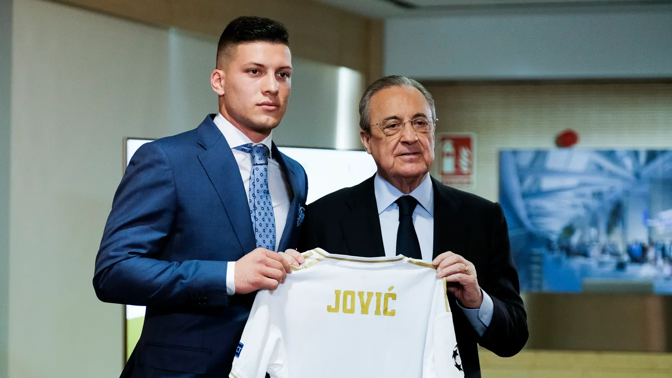 Real Madrid Unveil New Signing Luka Jovic NurPhoto General News SPORT Soccer Real Madrid Madrid - Spain PLAYER SOCCER PLAYER Santiago Bernabeu Real Madrid Player SEASON 