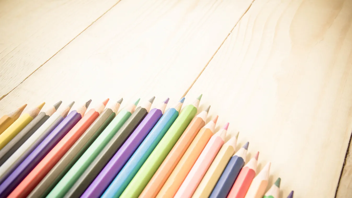 színes ceruza ceruzák színesek 