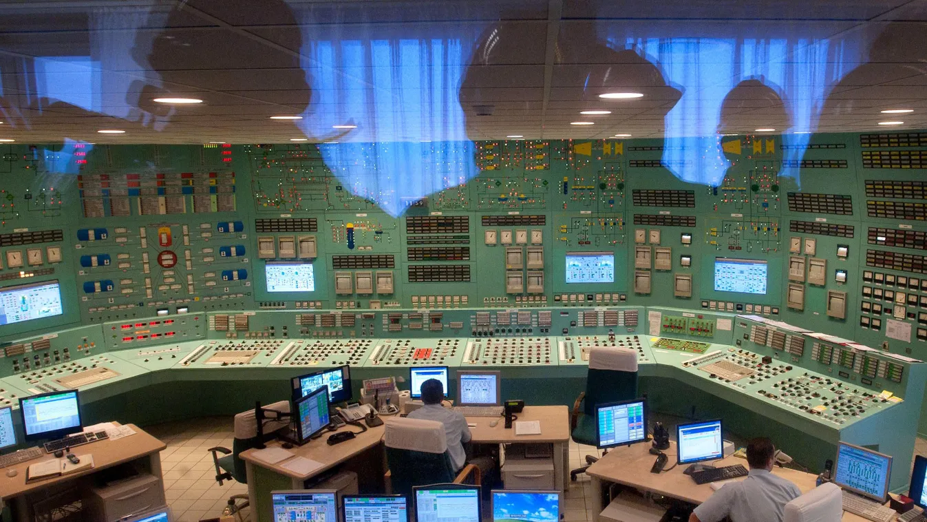 atomenergia, Paksi Atomerőmű, a 3-as és 4-es reaktorblokk irányítóközpontja 