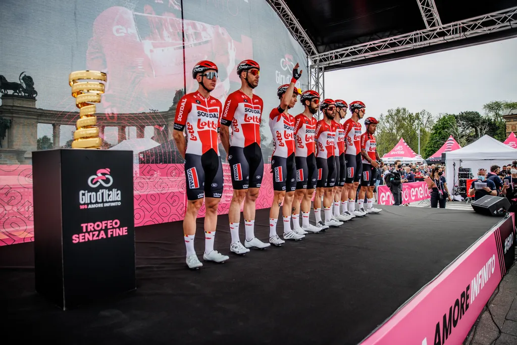 Giro d'Italia, kerékpár, kerékpárverseny, giro,  hősök tere,  megnyitó, 05.06. Lotto-Soudal 
