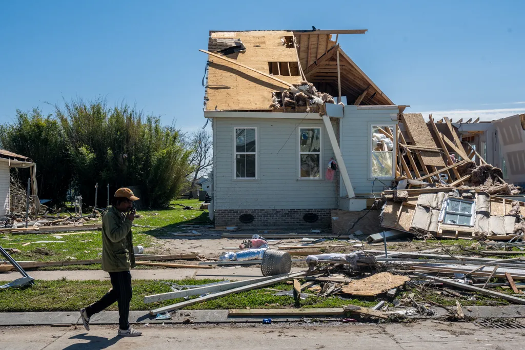 Louisiana Tornado  Tornado Touches Down In New Orleans 