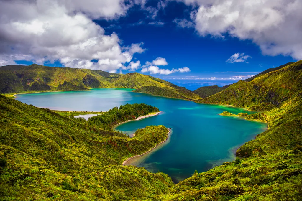 Flores Island, Azores, szigetcsoport, szigetek, Azori-szigetek, Atlanti-óceán, város, népesség, környezet, élővilág 