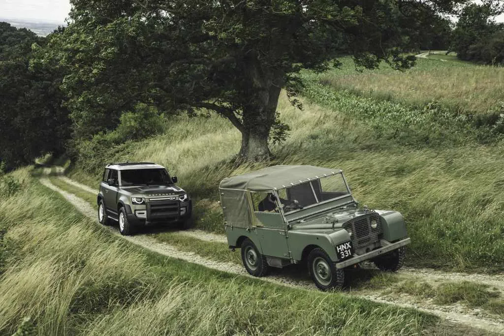 Land Rover Defender gyári képek 