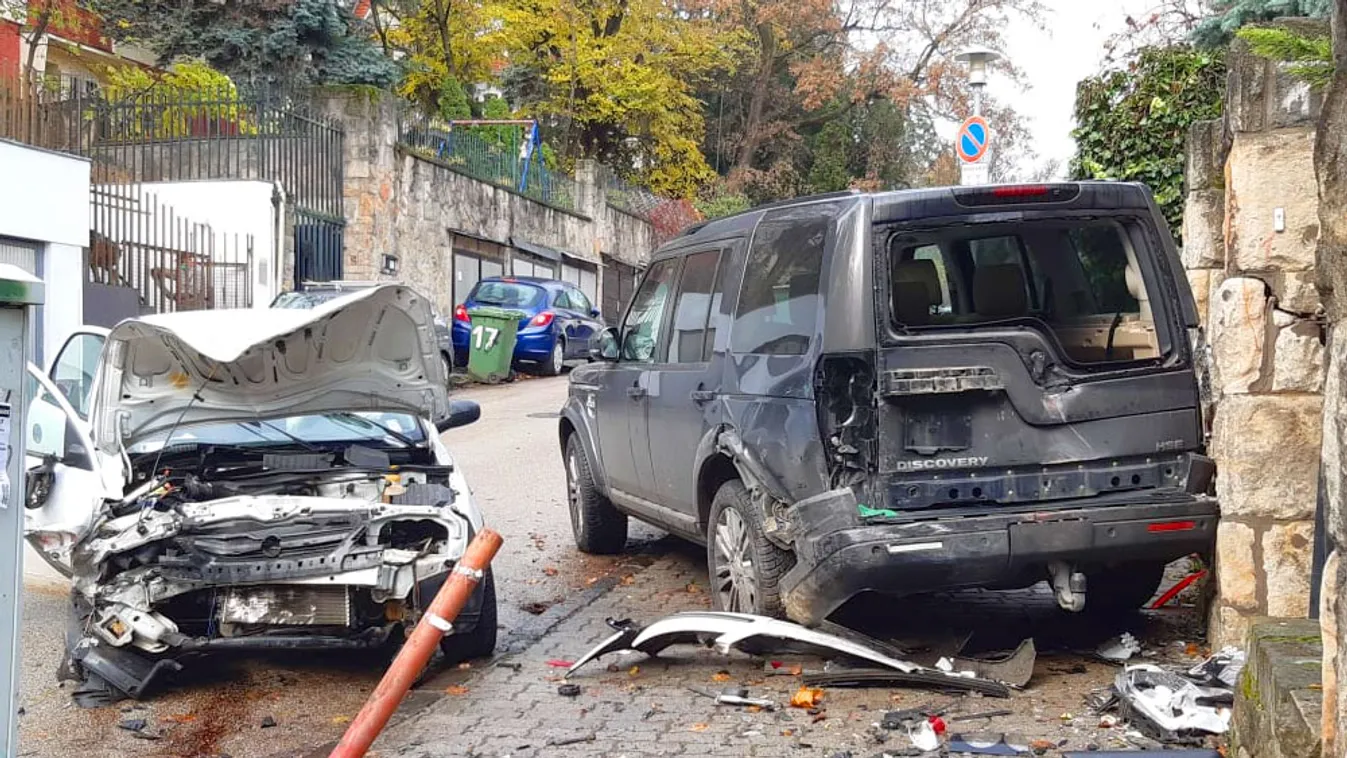 Epilepsziás rohamot kapott a sofőr, eszméletlenül száguldott lefelé a budai utcán, több autóba belerohant 