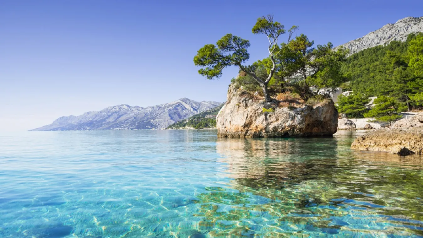 Horvátország Adria Makarska kristálytiszta víz tenger 
